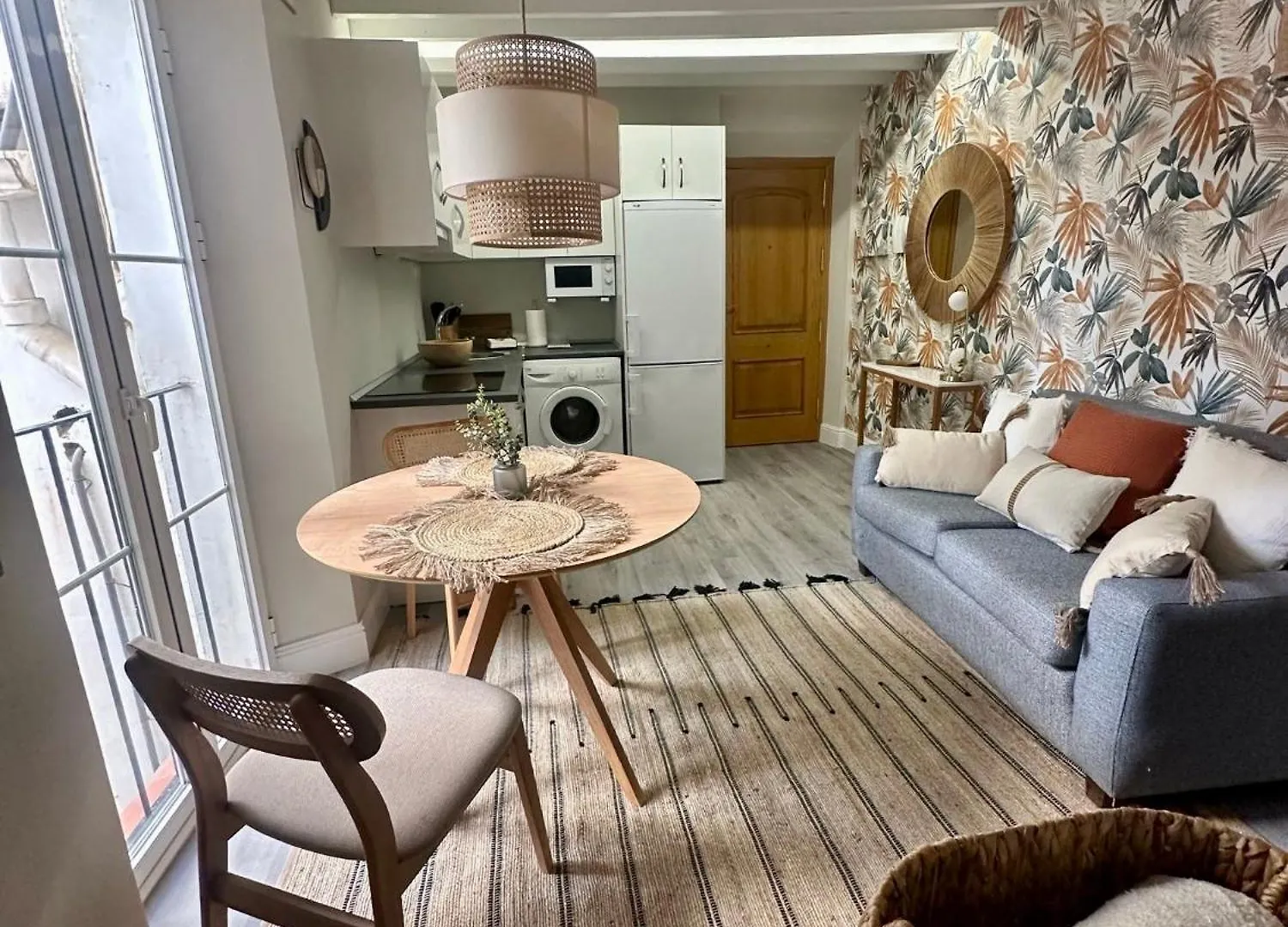 דירות מאלגה Catedral Urban Living 0*,