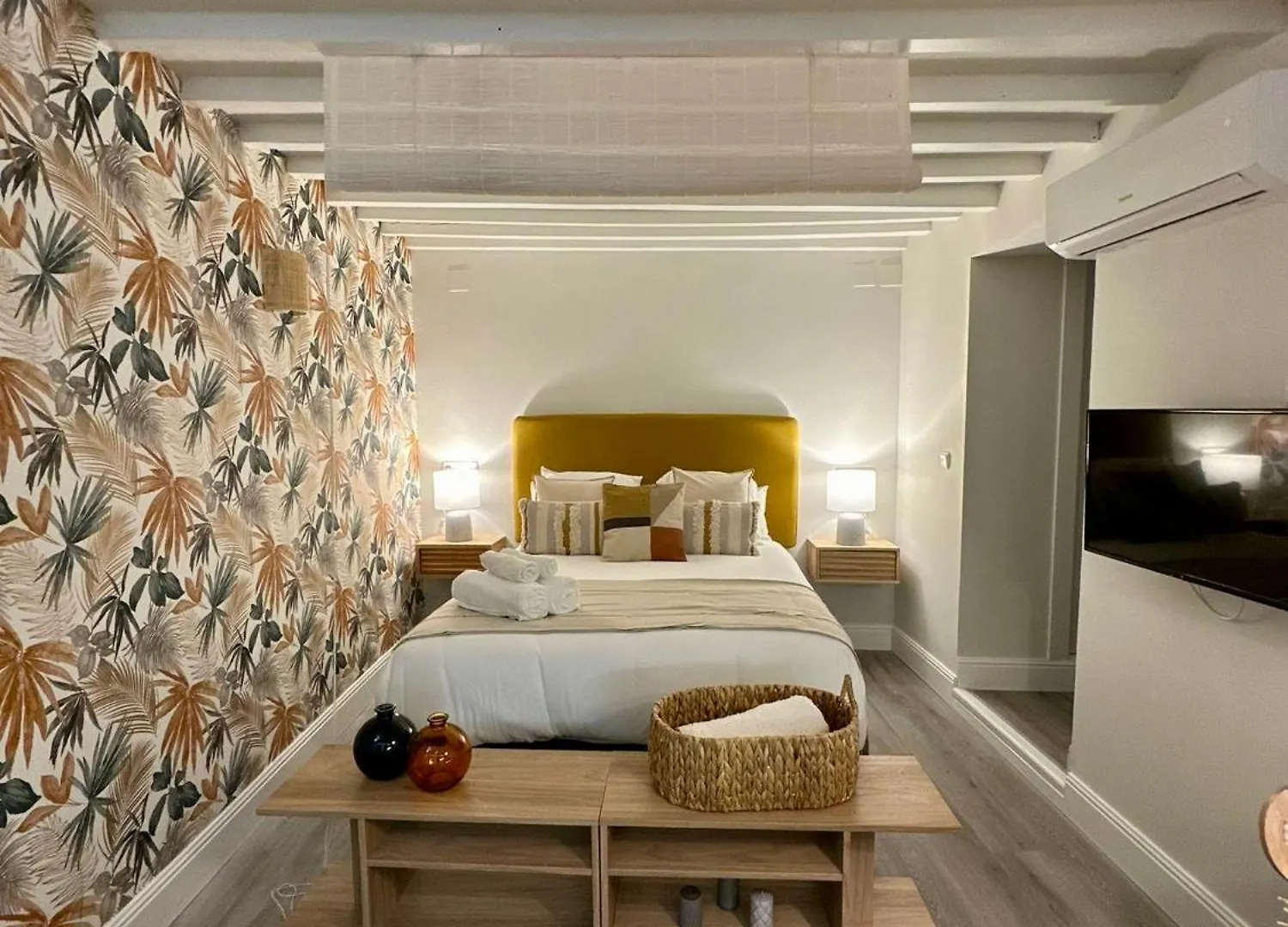 דירות מאלגה Catedral Urban Living